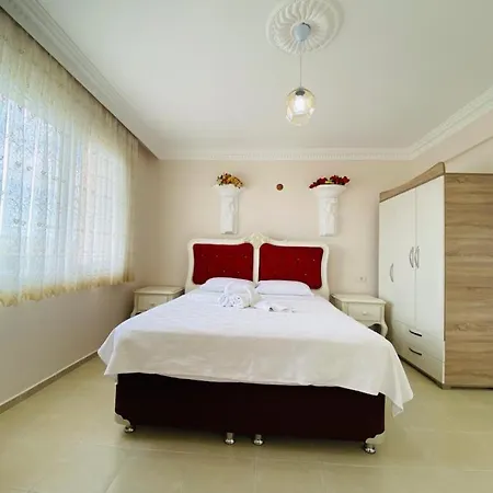 Kusadasi'nda Ozel Havuzlu Efes * クシャダス